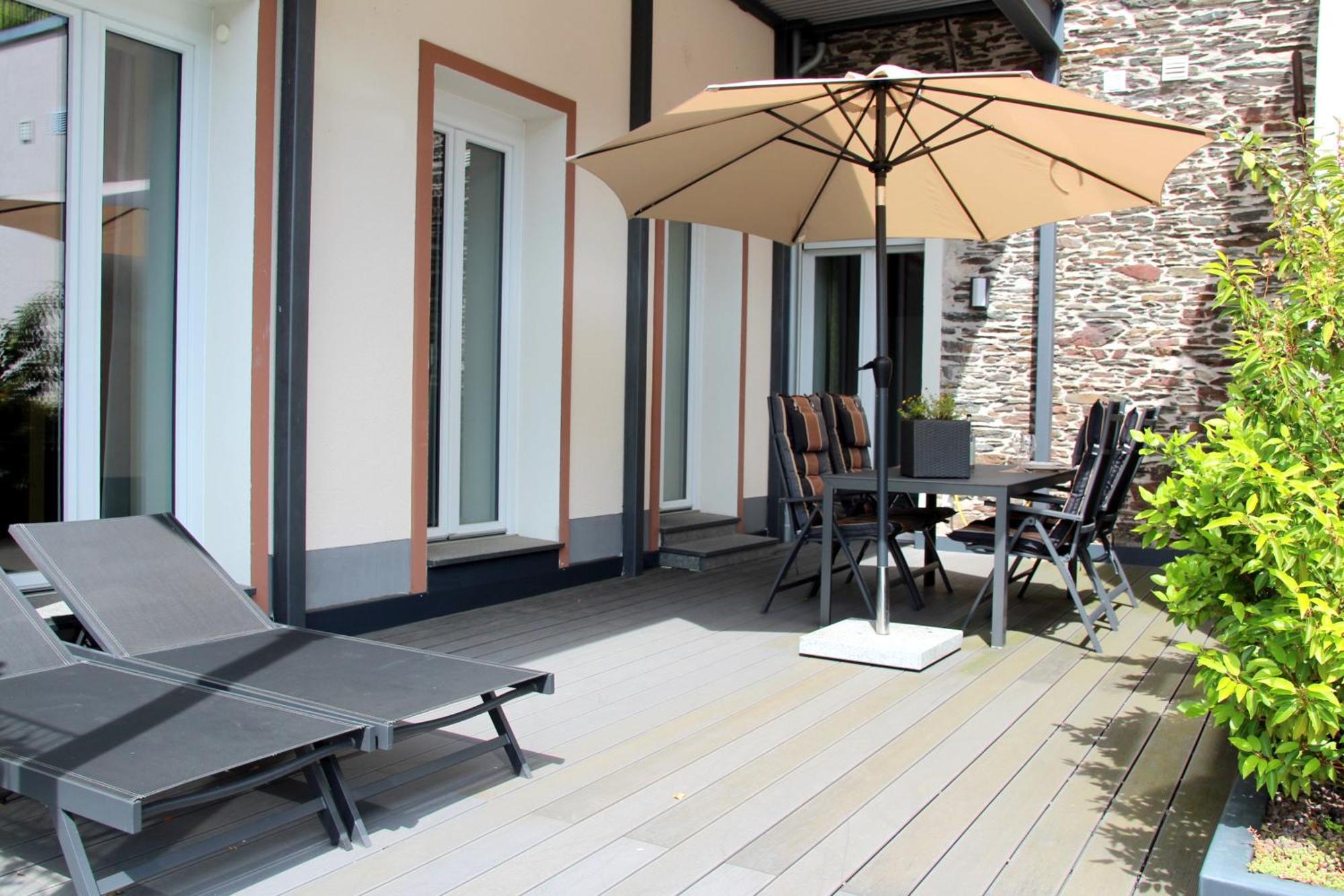 Moselromance - Luxusapartment - Grosse Terrasse - Ruhige Lage Traben-Trarbach Zewnętrze zdjęcie
